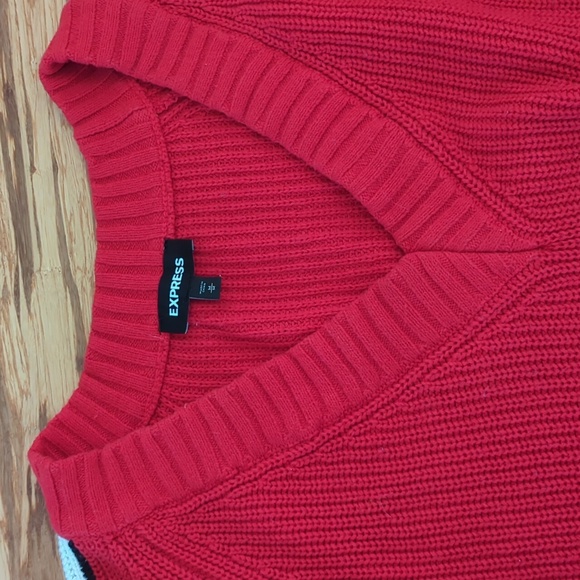 Bright red v-neck cotton/acrylic sweater. Not new but in great condition. - Picture 6 of 10